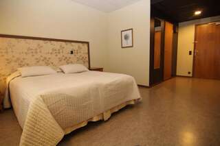 Отель Pii Hotel Сало Двухместный номер с 1 кроватью или 2 отдельными кроватями-4